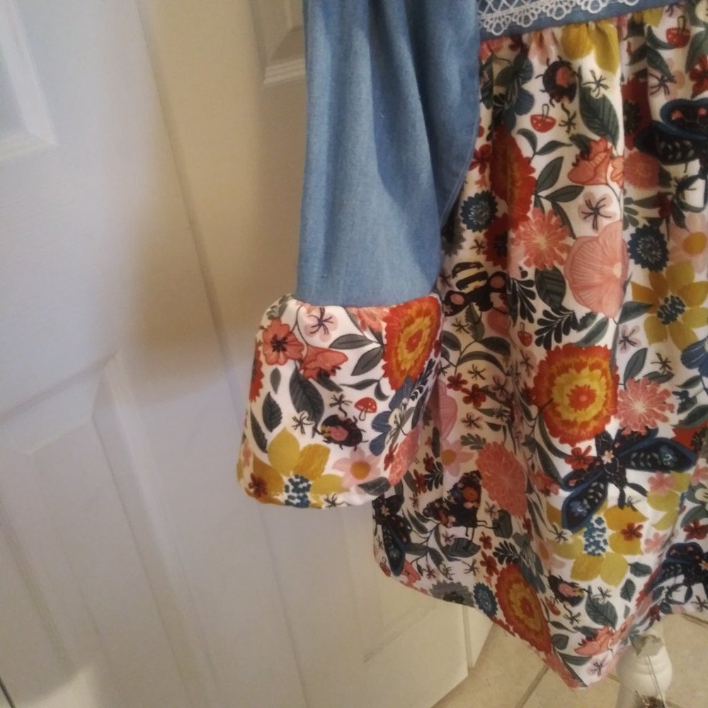 2428 Jeaniemade Size M/L Capacity Embroidered Upcycled Jean Tunic Jacket - Picture 5 of 7